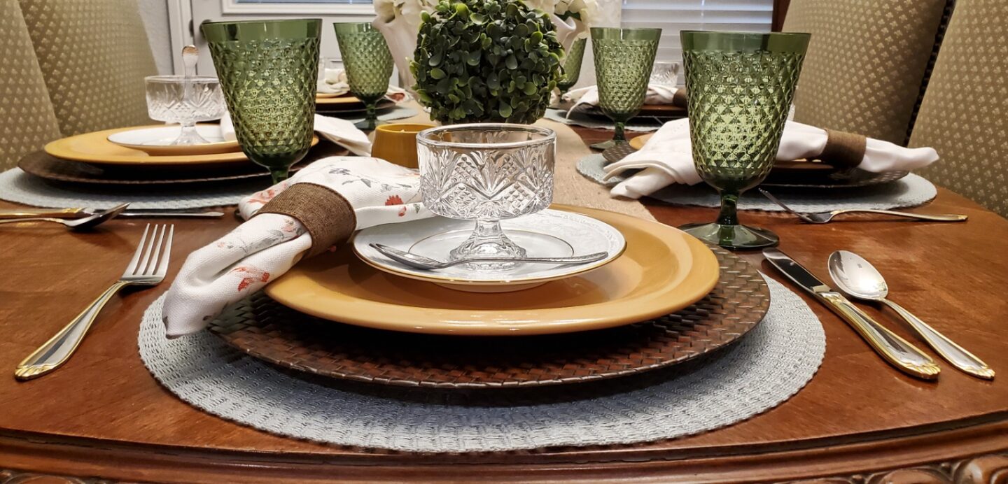 6 Spring Easter Table Decorating Tips